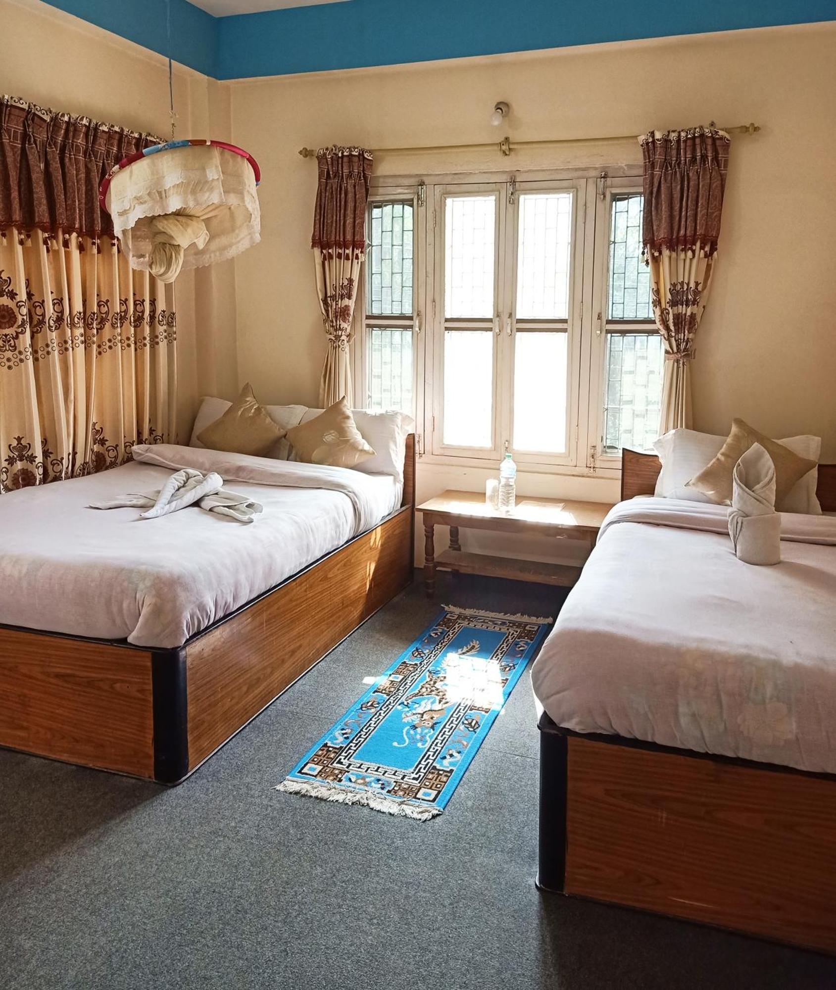 Hotel Rhinoceros-Homestay Sauraha Quarto foto